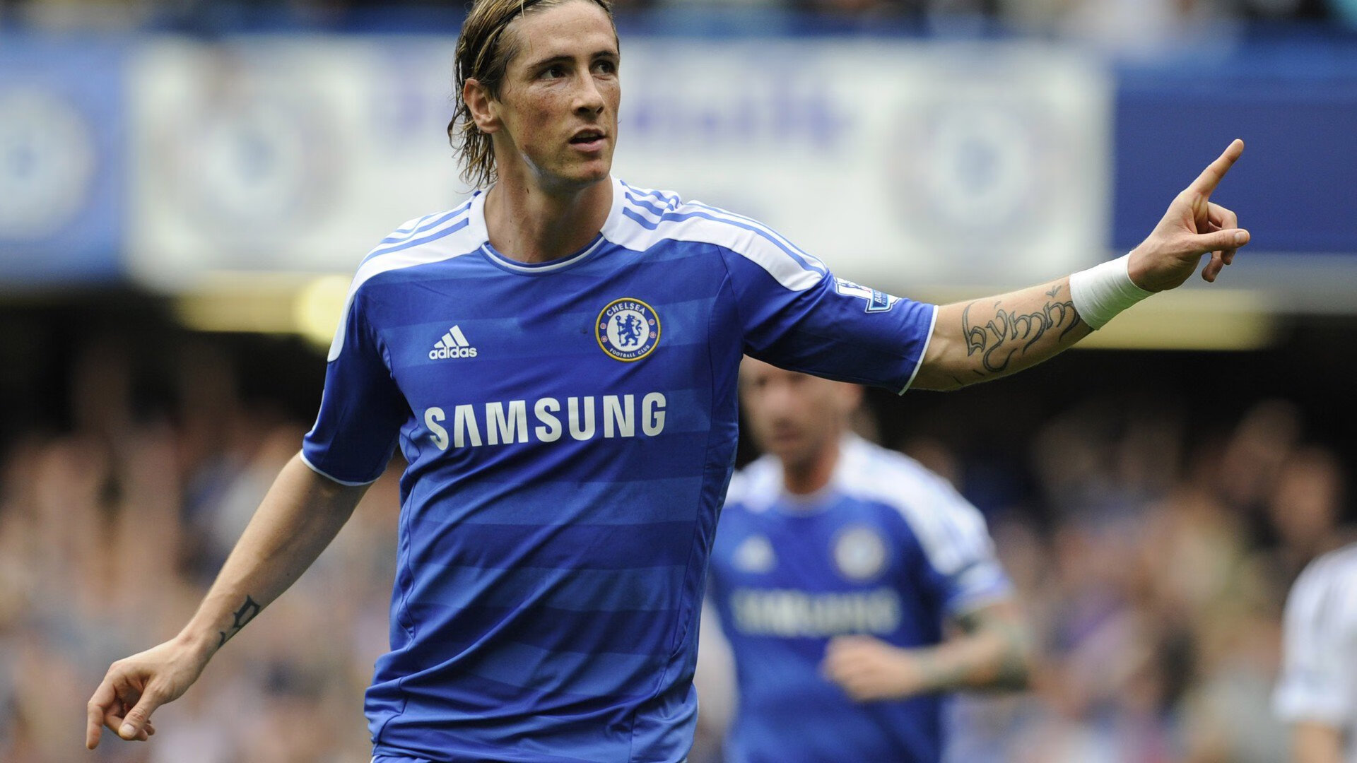 外界高度关注本周焦点战媒体预测比分观点出现两极分化